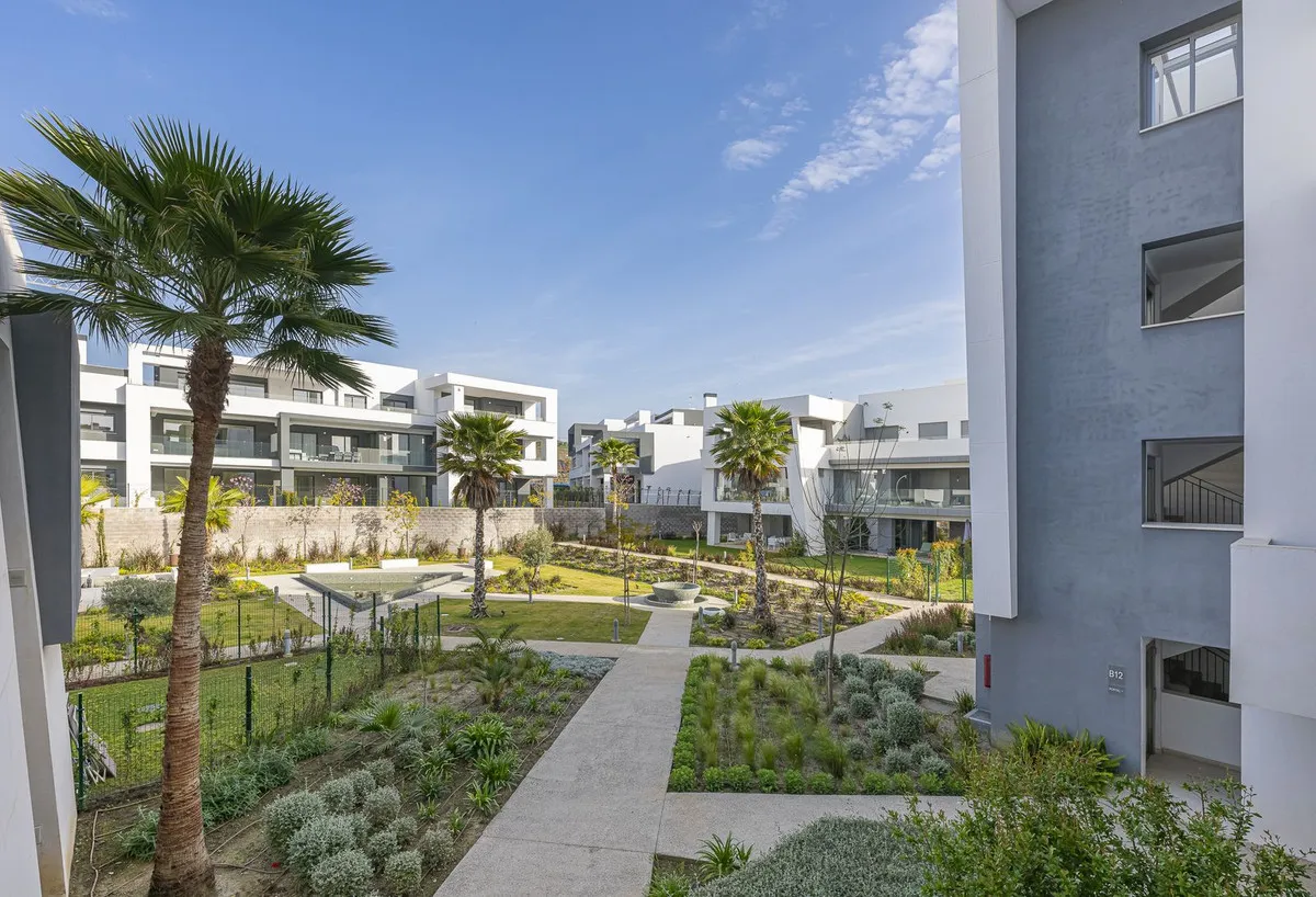 129ccfd0-c03e-4c8c-8a66-f2b07c9d64e7