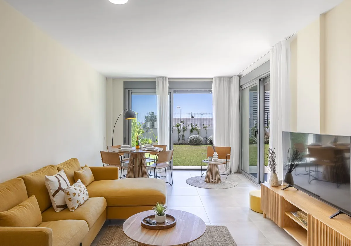 1eb1c1fc-7036-4852-8f3d-23ec99a166a2