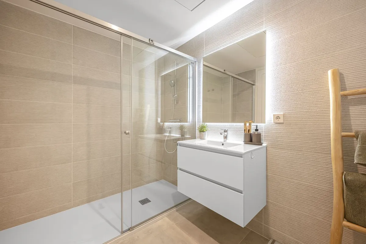 32a03591-80dc-4731-b2e9-24d5a6e7cc79