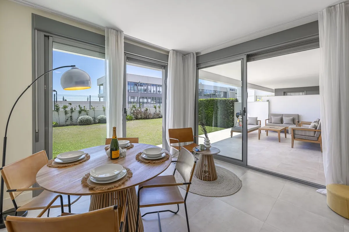 e27f2b17-7938-446a-87d6-93e6246f898f