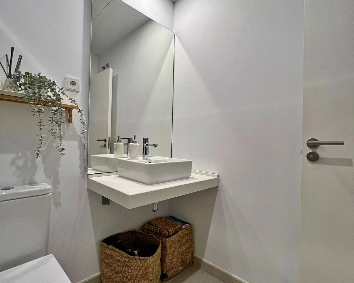 30c77acf-52ae-4ade-88c8-972787465714