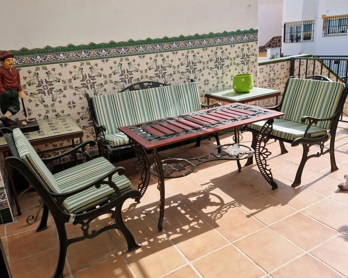 28be1c91-dbd6-43e2-8f95-7b7c7305982c