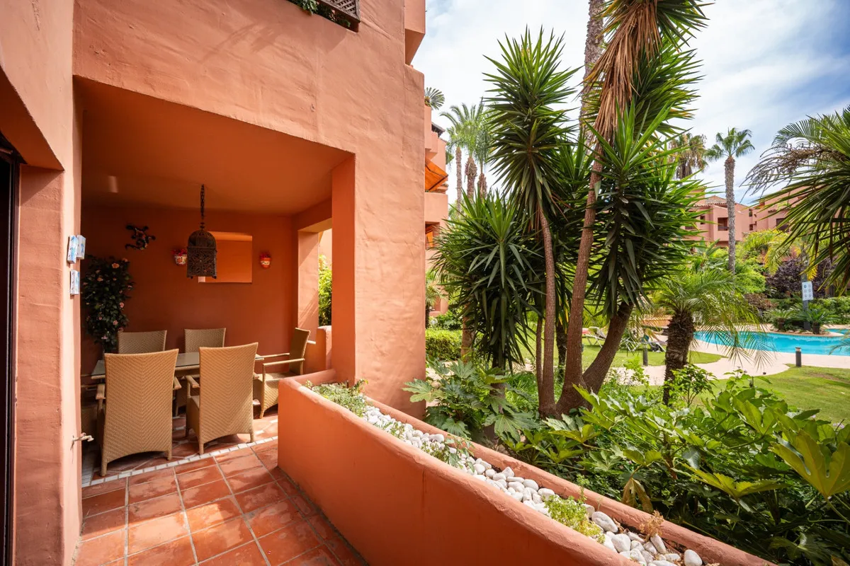 41ac4c7d-a399-4670-b467-e30006ee7b39