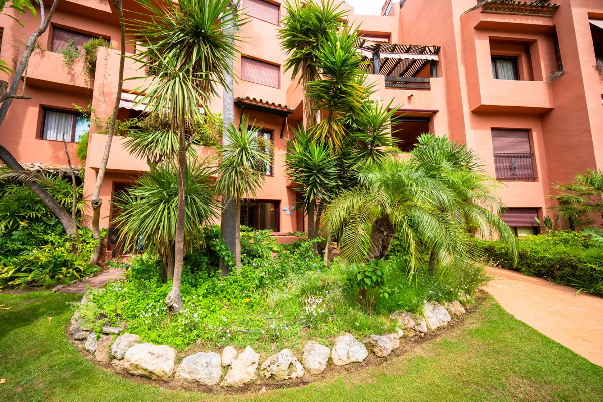 63a25355-1dca-4927-ac8f-fc023d0969c9