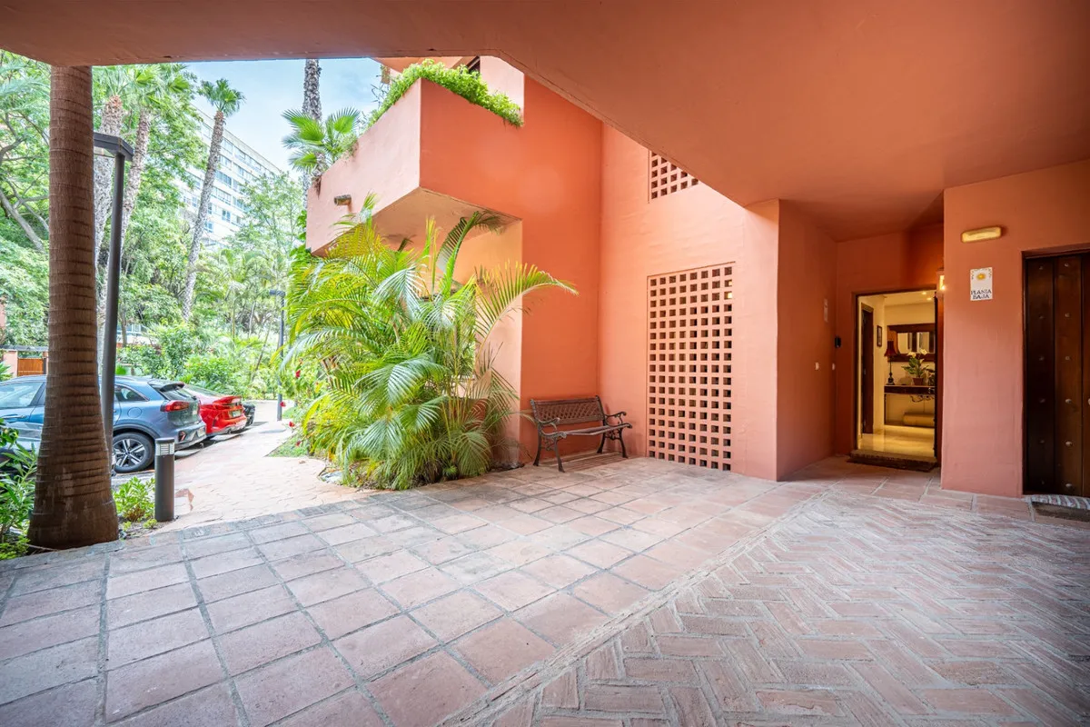 8d4a16a8-80c7-44f2-b791-2771acd1430a