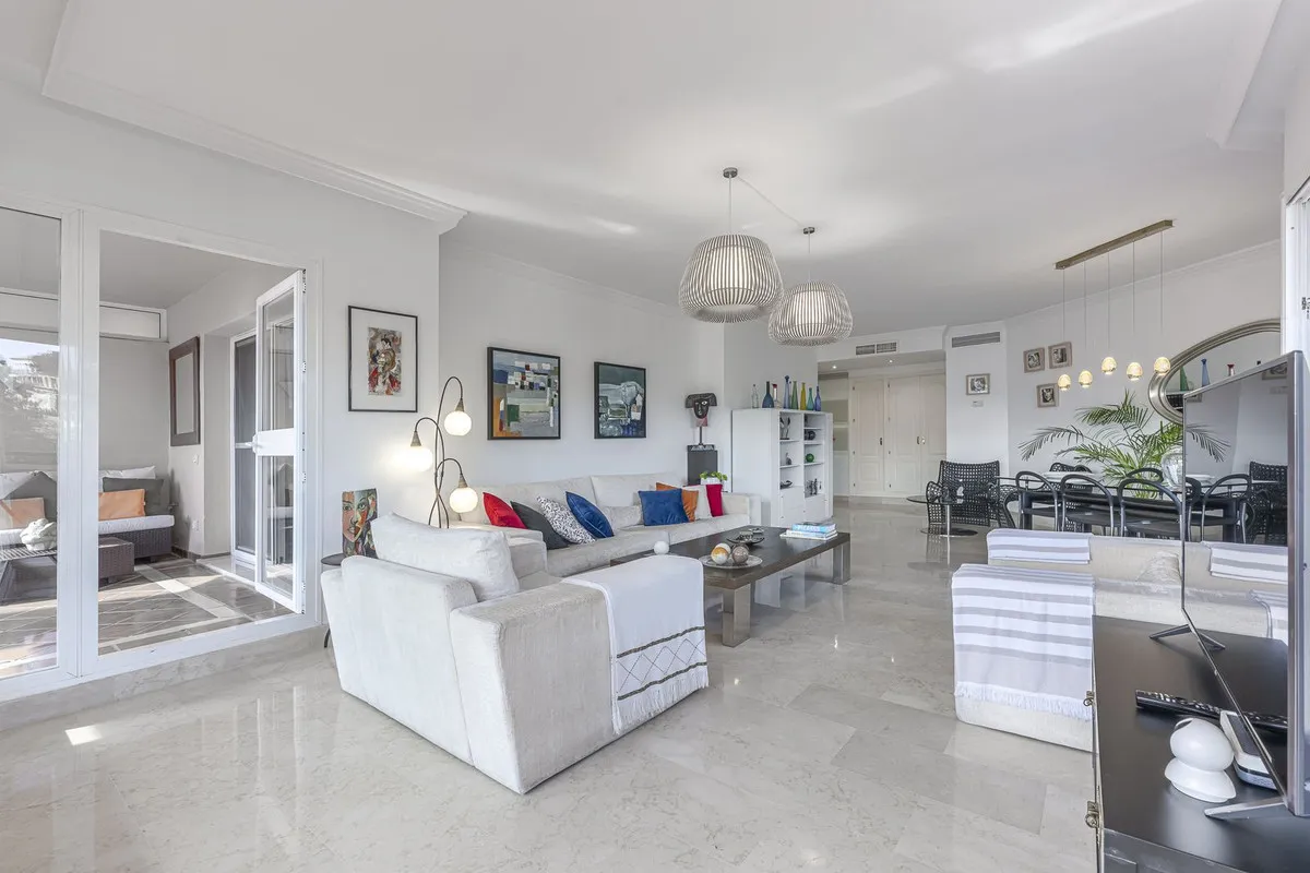 1e28927d-e923-4d09-8797-ed08a353ac62