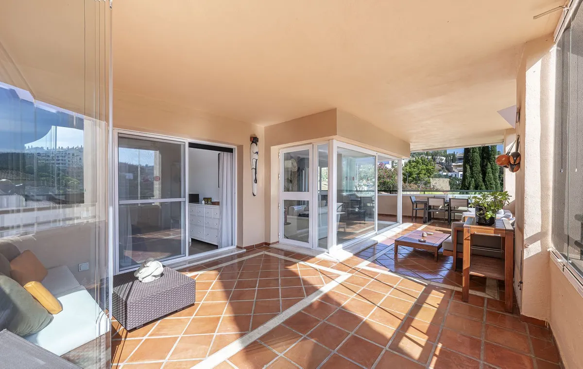 73ace0ee-cb3c-439a-b1e6-d00d8dd11458