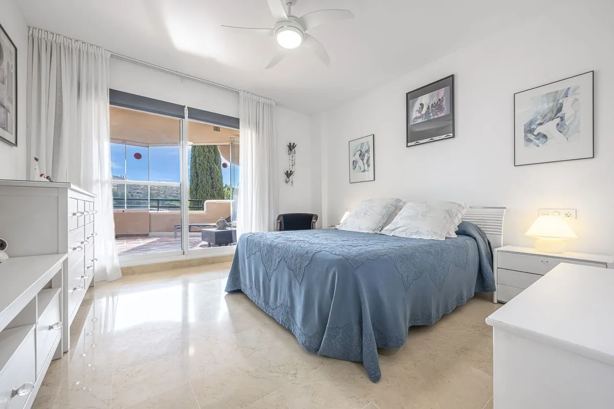 914622e2-67a8-4b70-b83d-0e457398f3a7