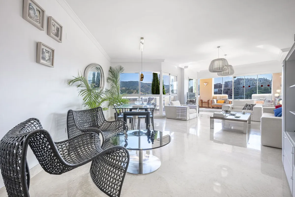 950c4a89-2ab3-4e37-ba70-01b2b9cf7a3e