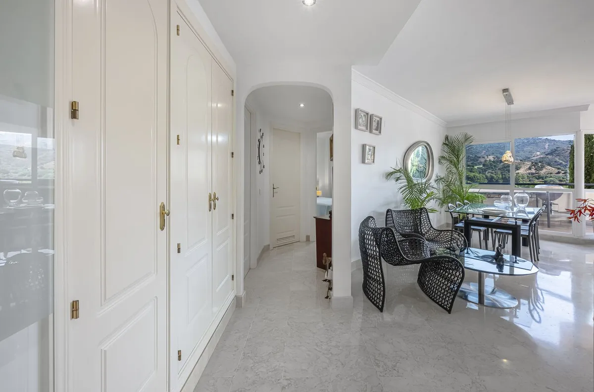 ae8377de-5d50-4297-a4d8-28b3b6c81c9f