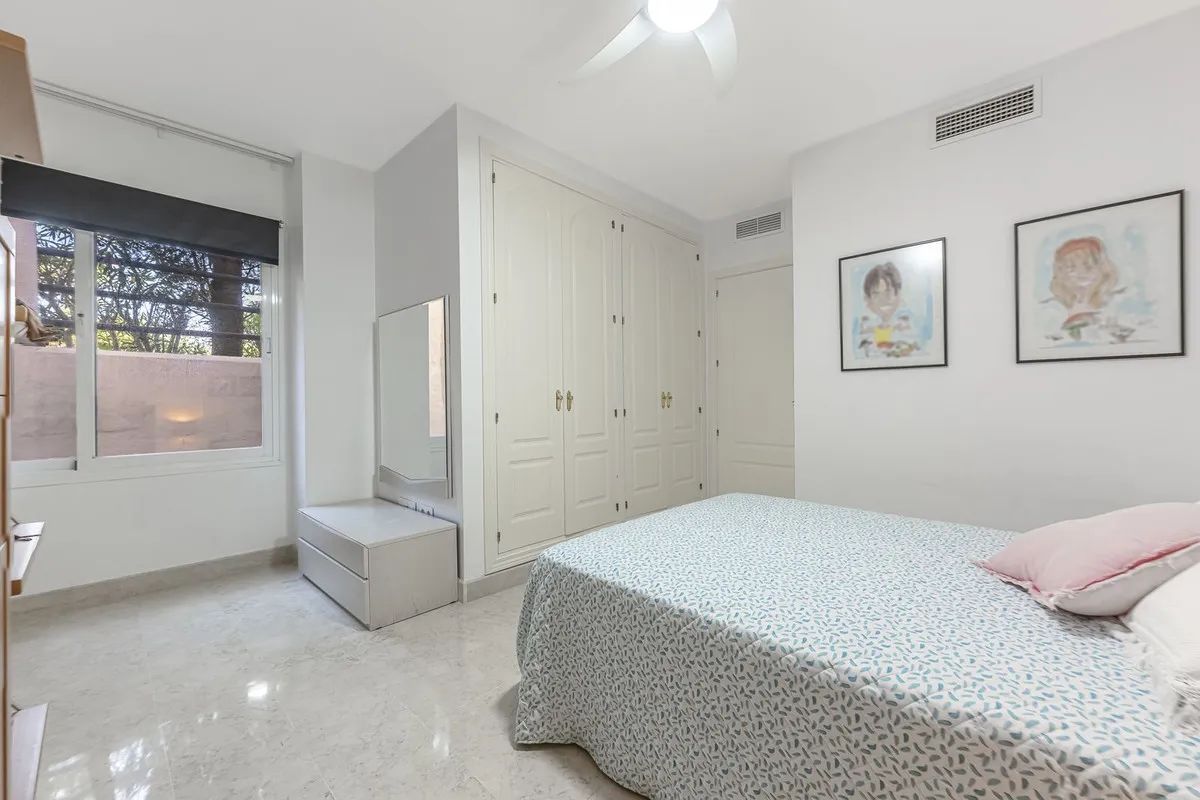 b94efc3b-8f01-4e34-8816-d4defdbea495