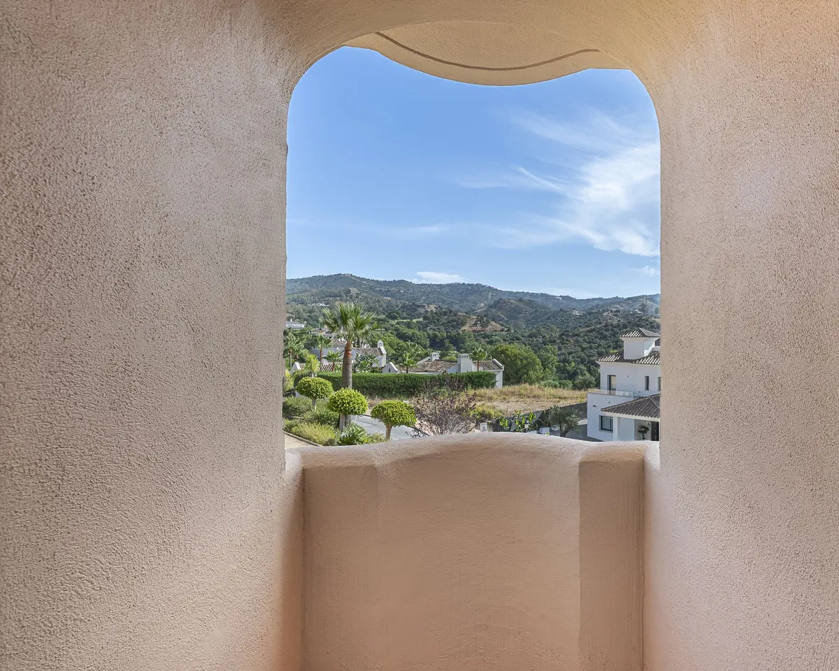 ba9fb181-c769-4313-a0a1-434a359c901b