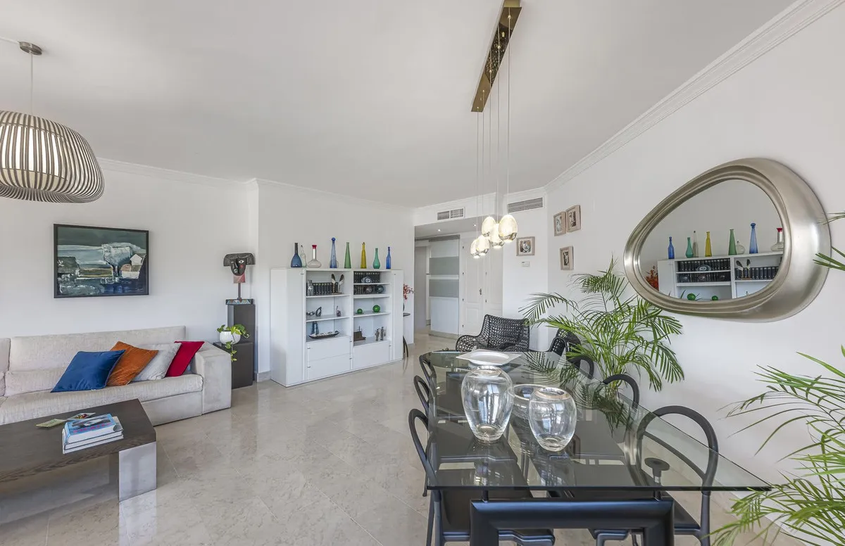 bf8d9e94-913c-4b1b-ae11-84063abc75bf