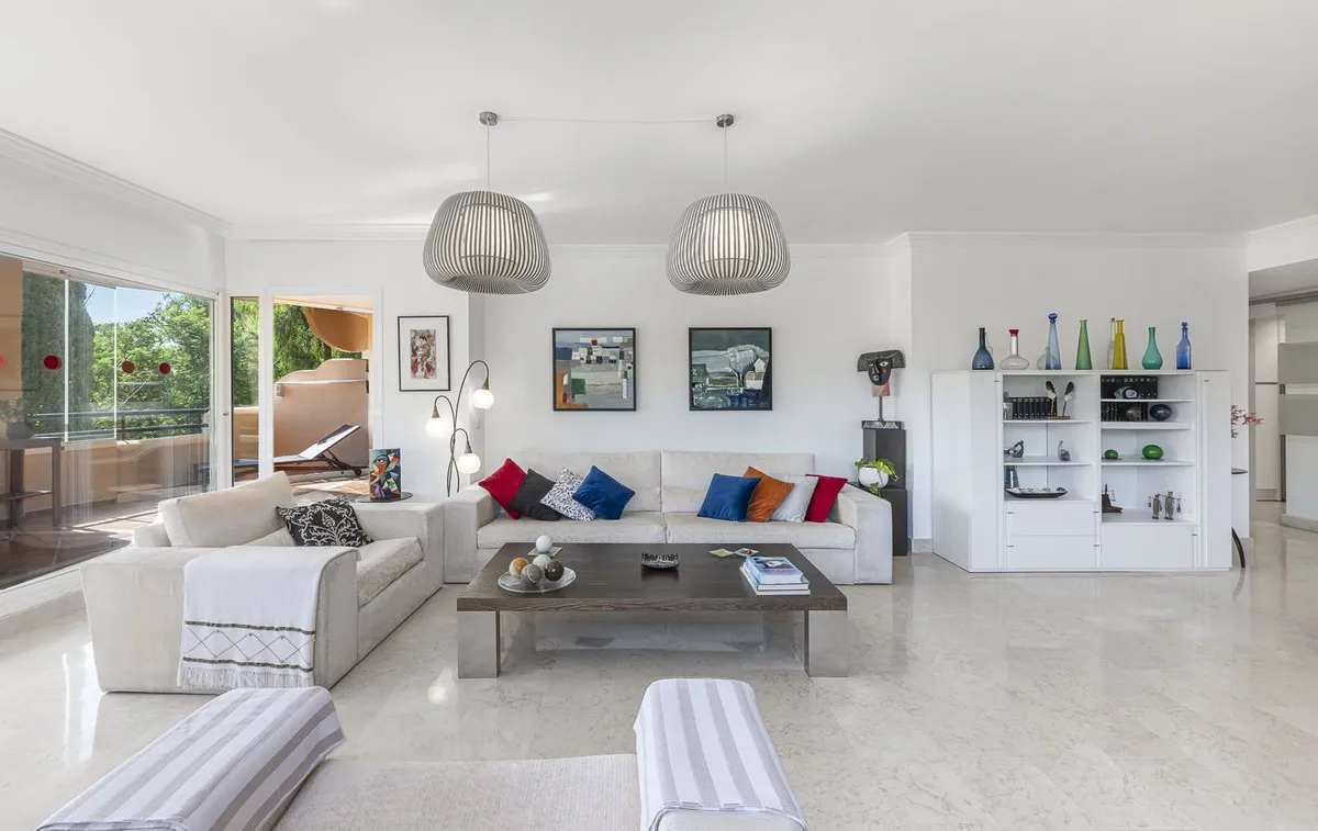 d76fb59f-6428-440a-80ae-f111c4edc92d