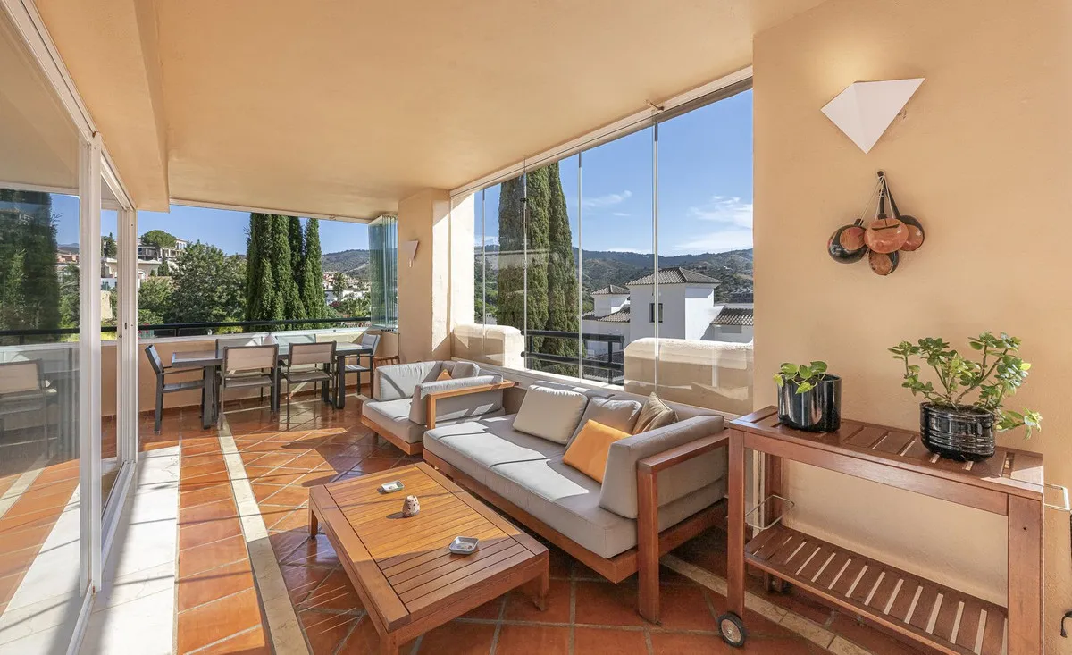 e30feb6f-b998-44ec-8945-395cc96ed7f1