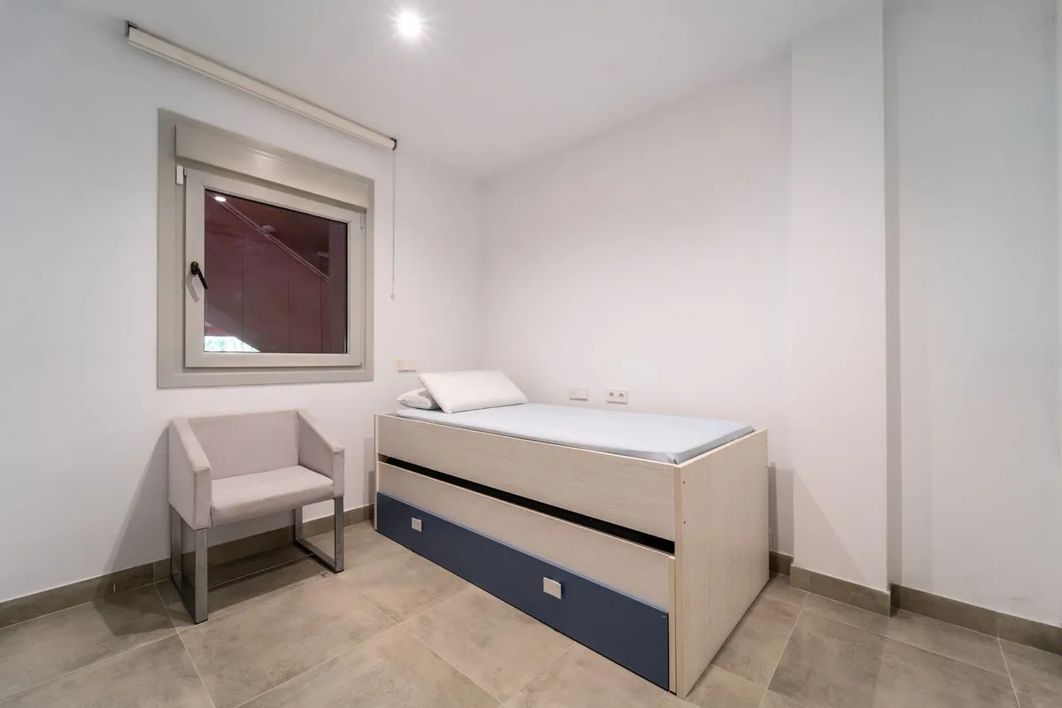 8ca3c3ed-14ca-4924-97b4-28455fa13abd