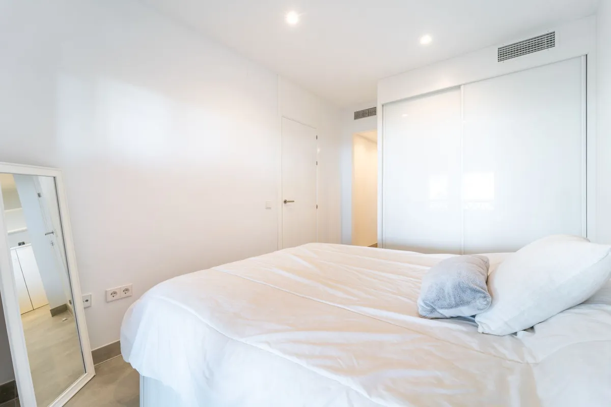 bf83e373-a595-4c23-81ea-73fbefbe71a7