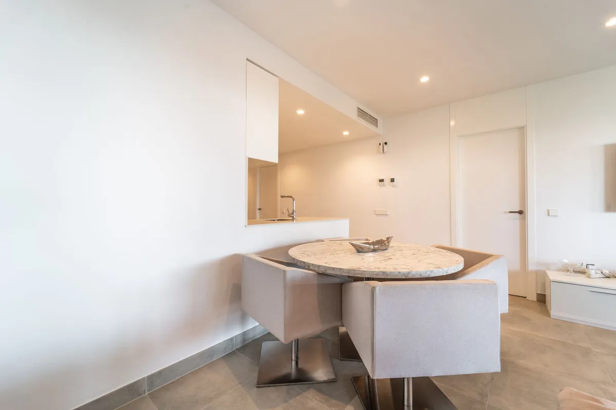 ef653e4a-542e-442d-9c5f-07f1960ff8f1