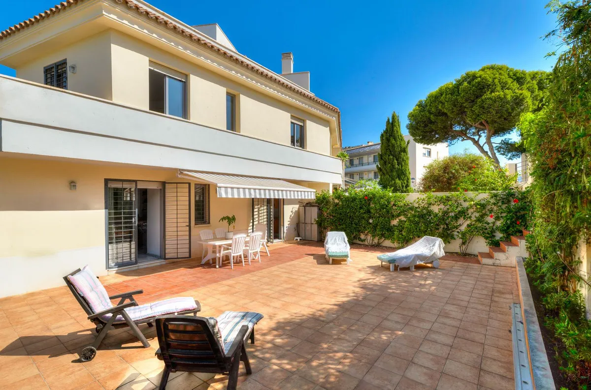 3ea8e21e-173d-4e77-8210-70a84bf08095