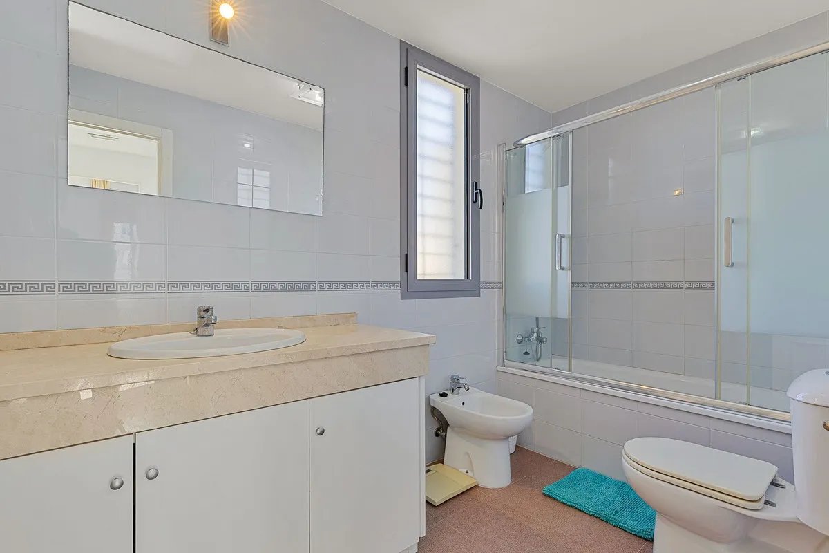 64957d6b-7358-47f6-a4a2-f3753f7f4c45