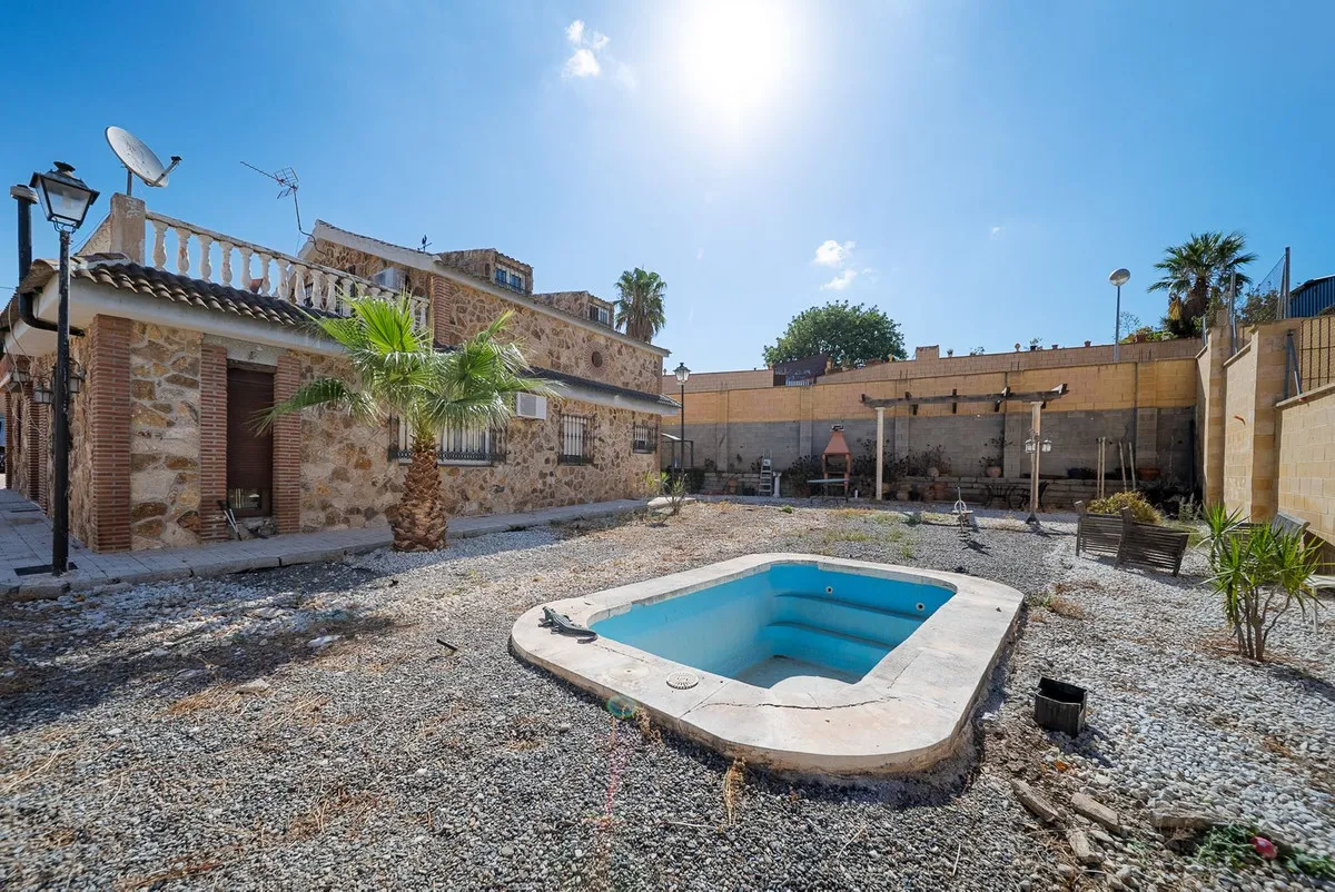 0d1303b7-49e6-478c-aebb-10315c323efc