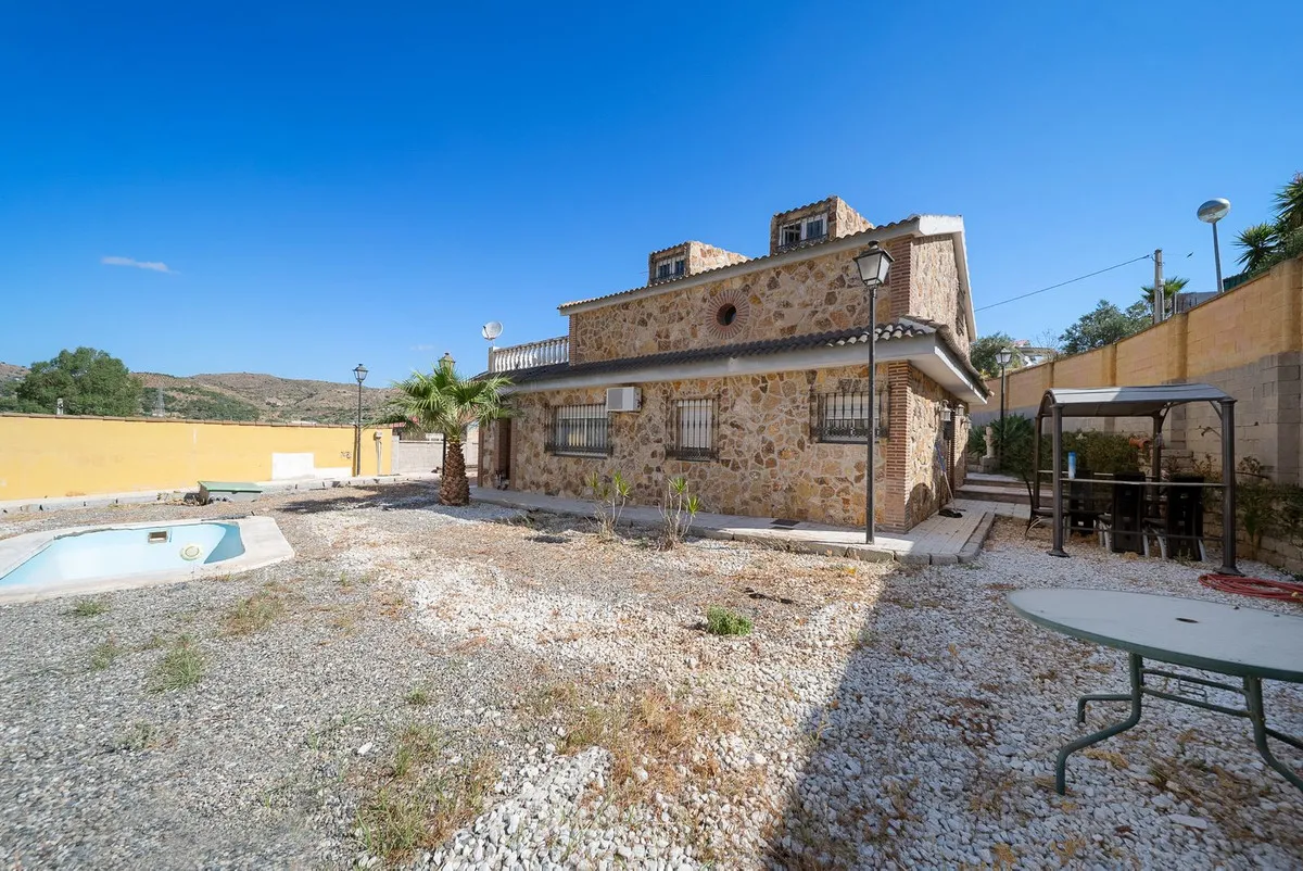 518902b4-c49d-4f4c-b1a5-04b69afcd39d