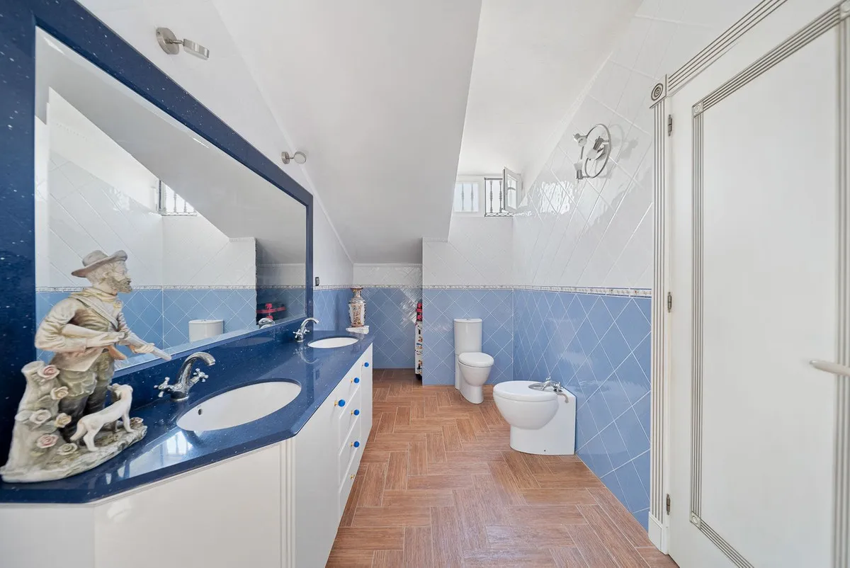 7ae655c8-875c-4ad0-8809-2bed527ae635