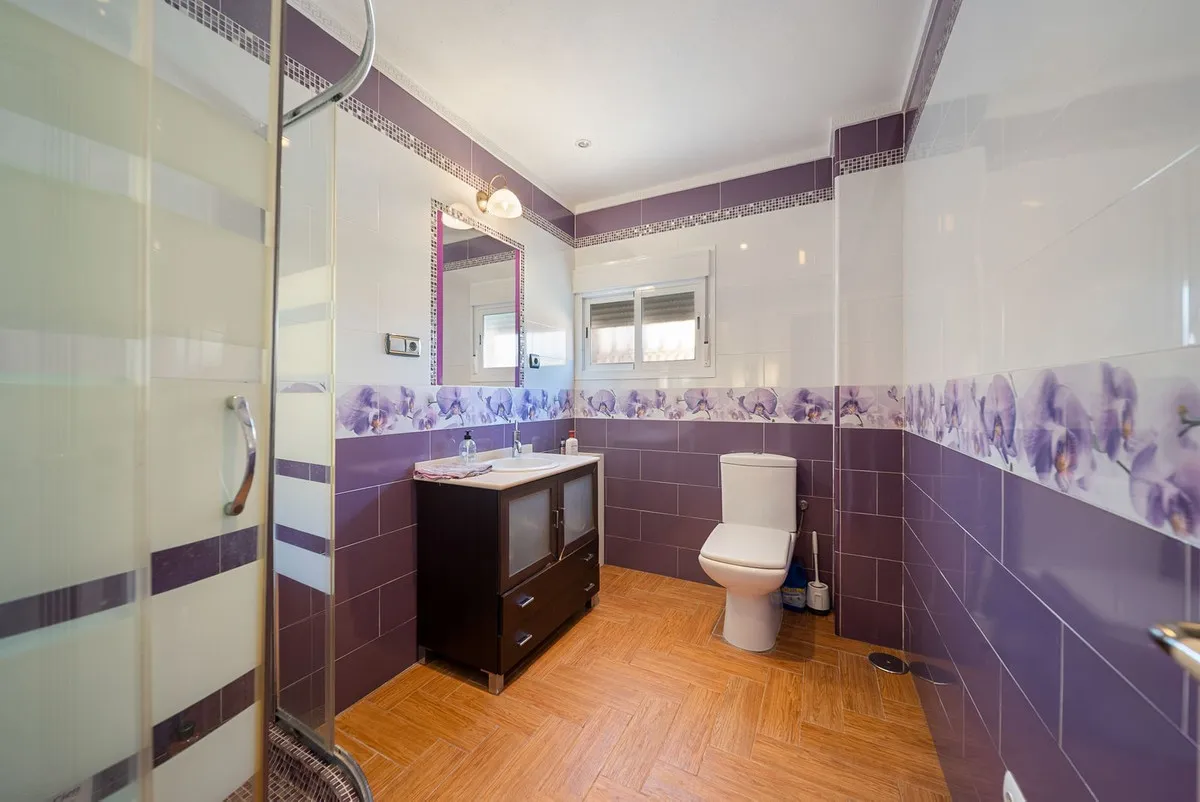 bd250b91-a23e-44fa-a833-08442f5d93cf