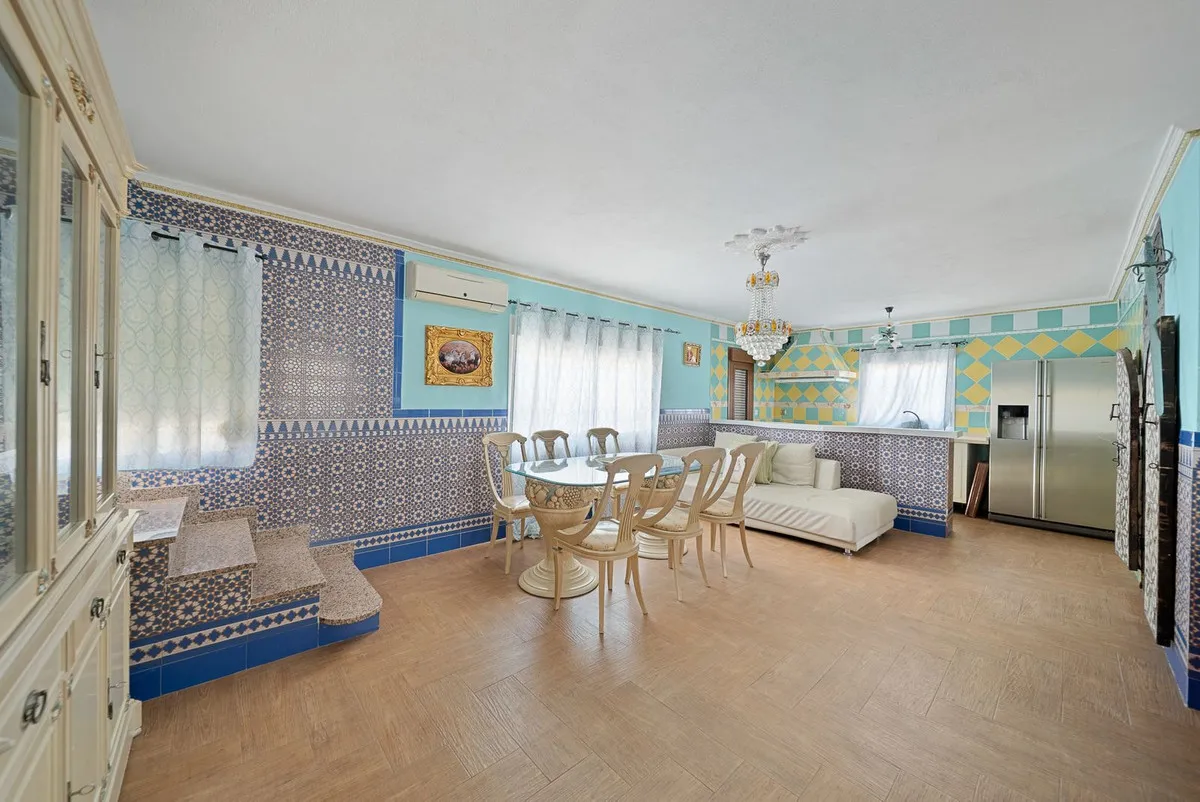 d1cfb631-b358-4a97-9af6-4f2294d3106c