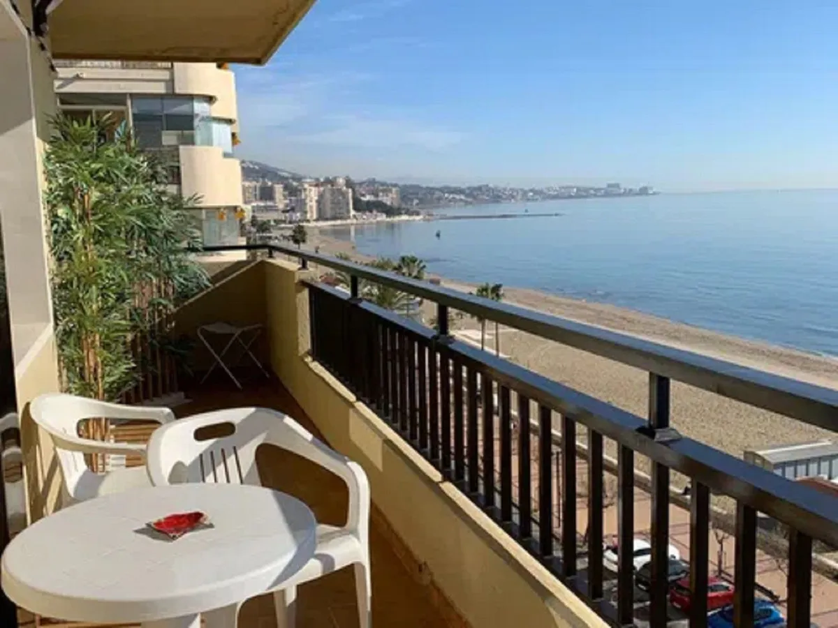 ad0631a9-c5ae-4948-a896-726e746e5b5d