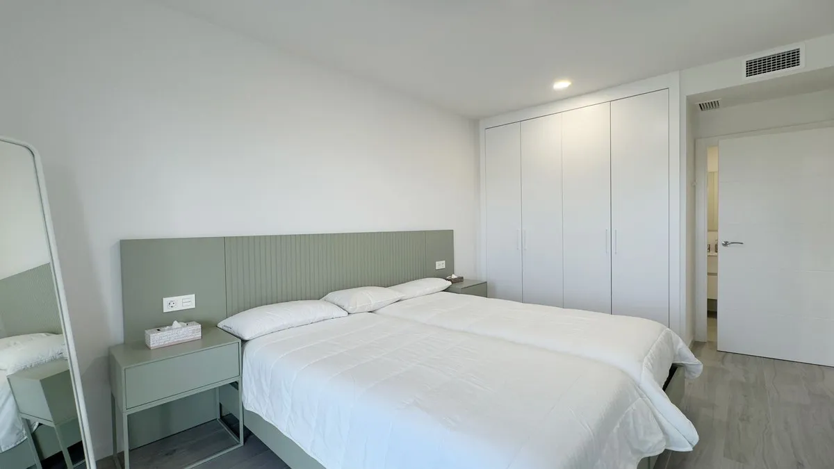 1437ee59-ef94-4b28-8724-14399020d67e