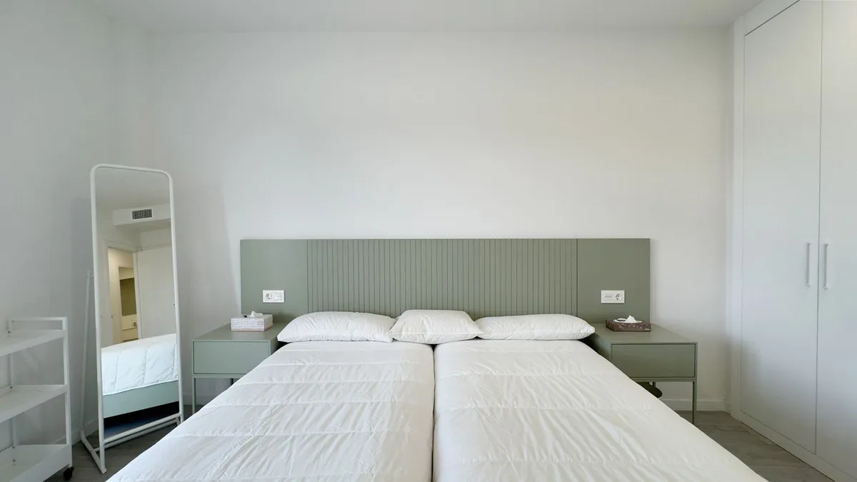 7e89bb89-ae1d-4945-a12d-2131b9faf705