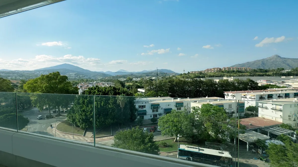 8d1ea8ae-2e4b-4c3f-bf1c-d15529d643c4