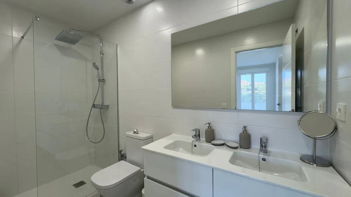 cf36785c-52d2-43a2-9ff4-a88541cdc5da