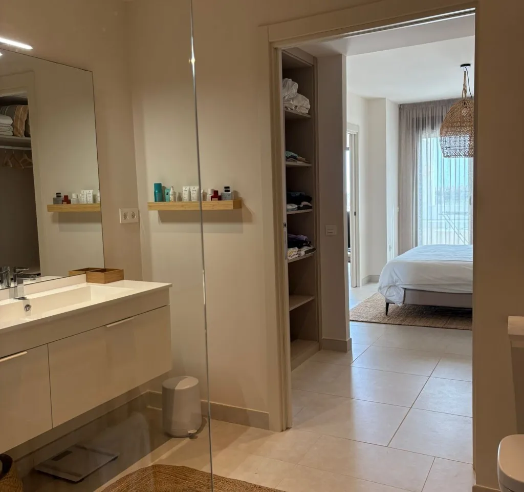 860bdd19-8356-4473-8fd0-73fd33c7742c