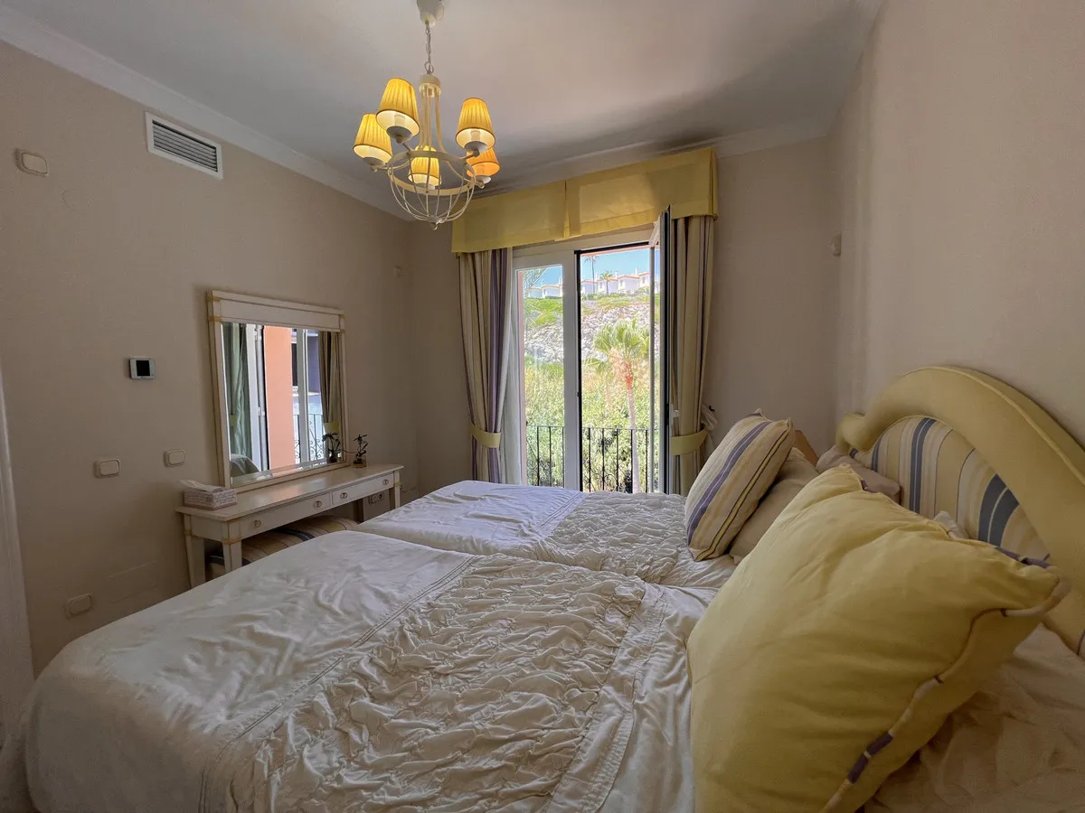 54ccf98d-d89b-428d-b824-348b7214967a