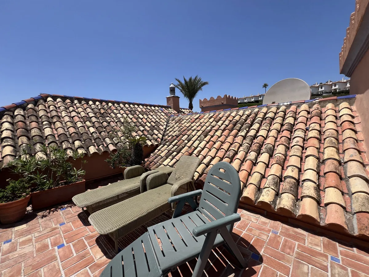 70b40ddd-c803-4ea2-9cf3-727cb8383b5b