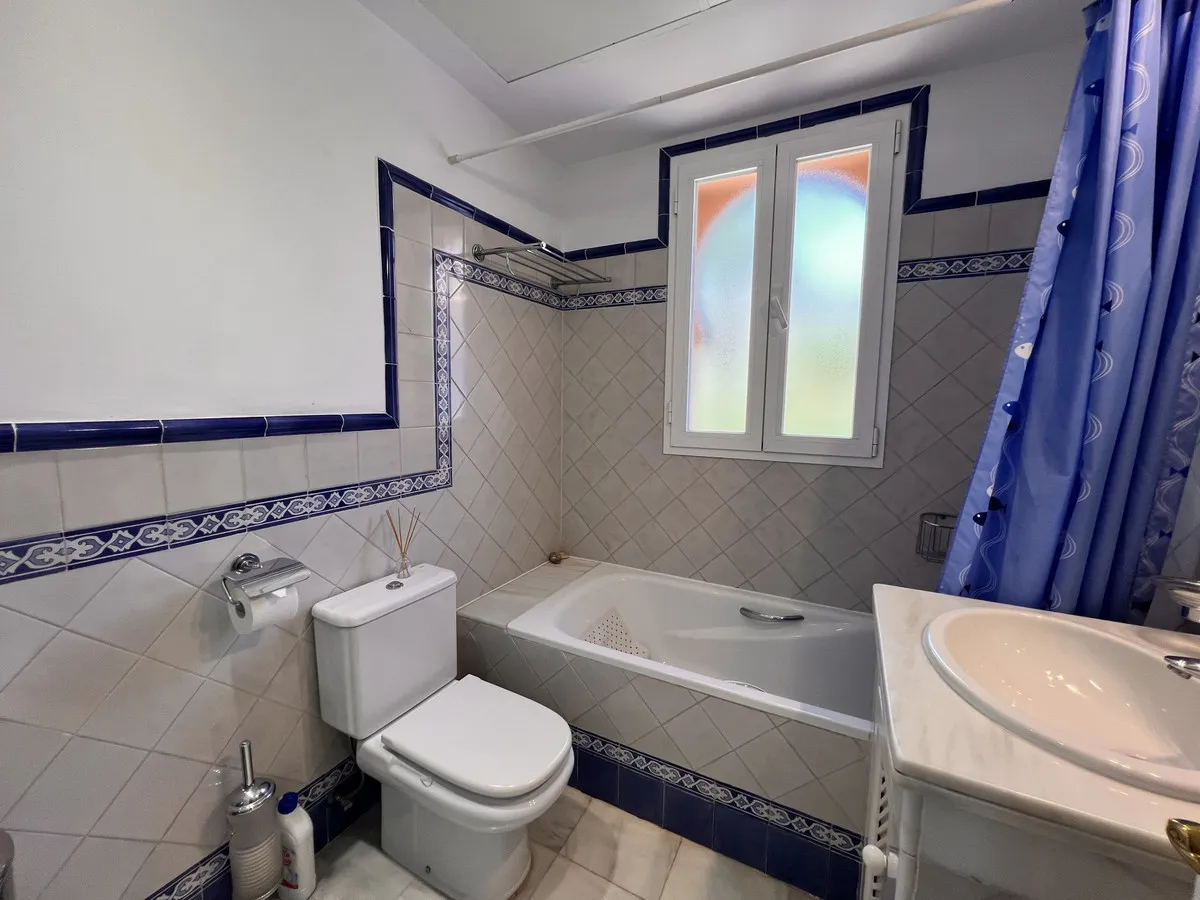 7a1ae813-9e0e-405b-b682-9d6882354589