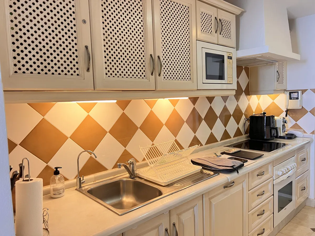 be8df0bb-c9a6-4d05-936c-a1a81af27ecf