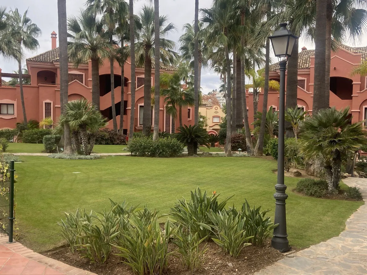 25de17fd-8128-497f-a50b-8734db522a51