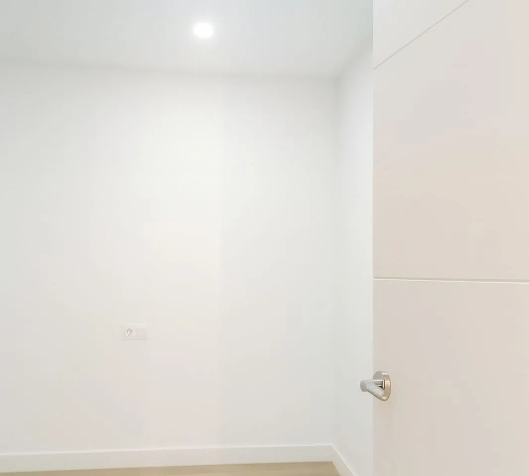 b59c293c-c5f4-41f9-a976-abb05a6d9a2f