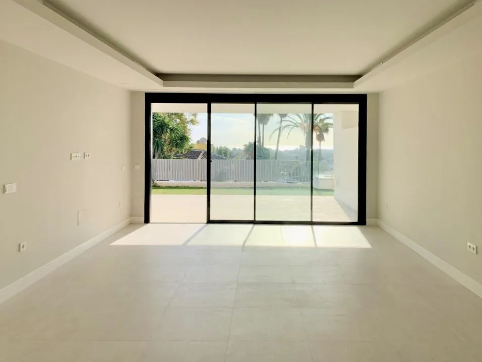 3ff04816-0484-4296-82a6-b5921620ff2f