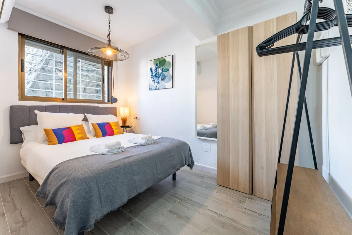 246e84cc-4751-4bcd-b98d-f1c859628b7c