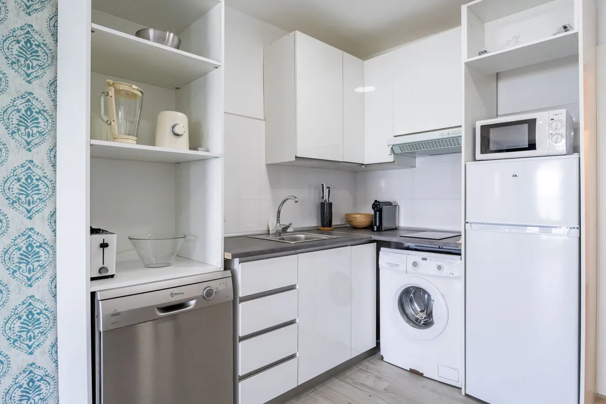 6f4a5dd7-2ee1-49ef-85ec-23944c537810