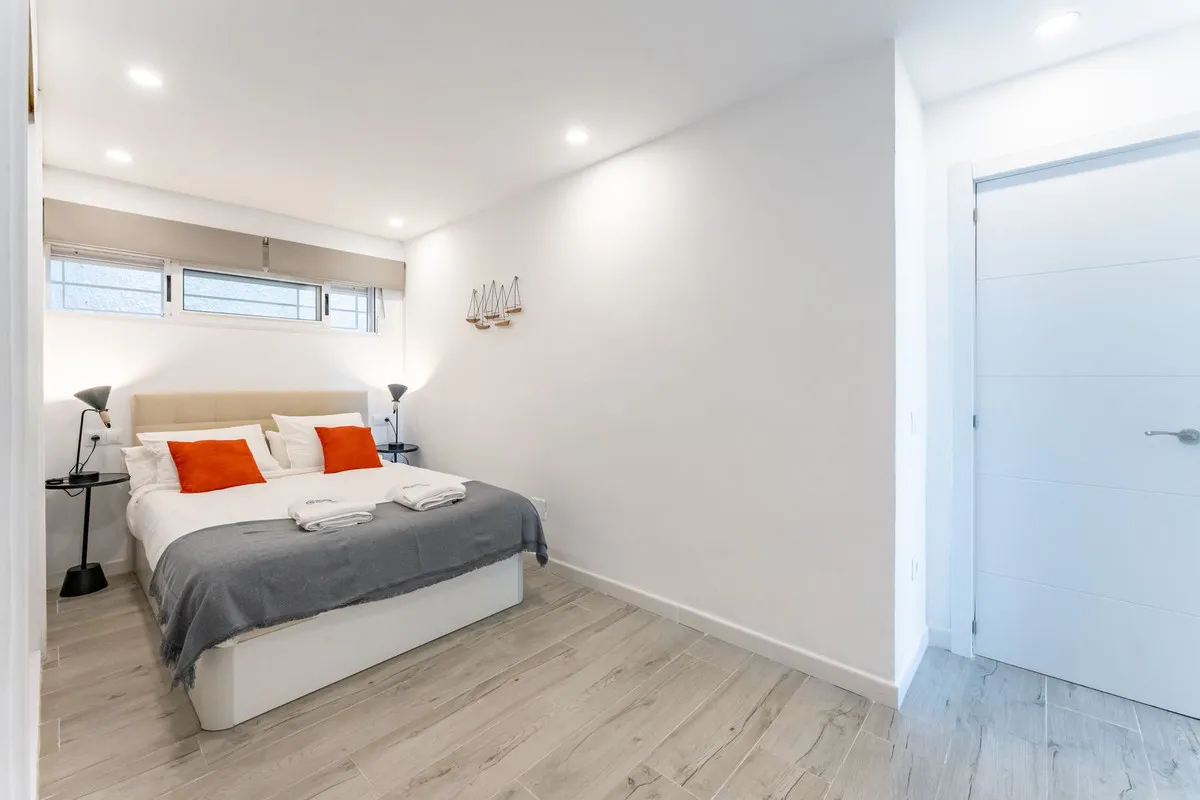 b3cd8d10-c90b-4ffb-8b0a-52a43dd77d29