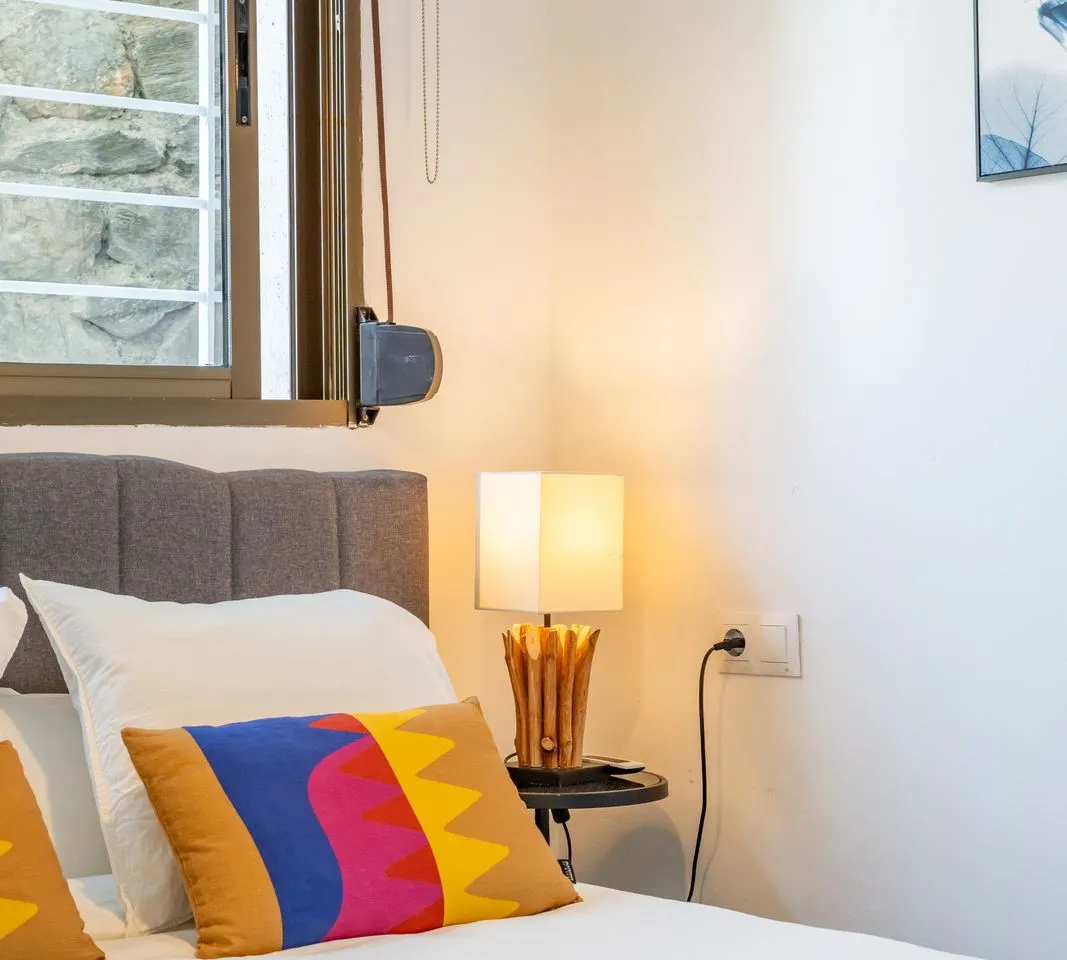 b733564a-2c84-448f-9190-e3dfbefe5db3