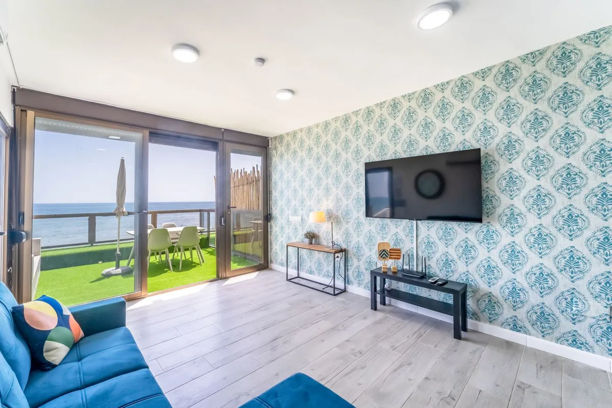 c47dfb68-c2bf-47e9-9f89-df26e9d76ac6