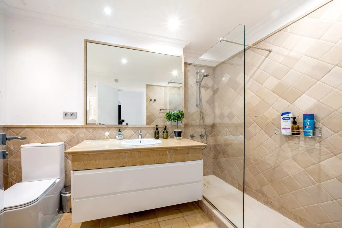 5be28056-7063-4242-9aec-054c1b613046