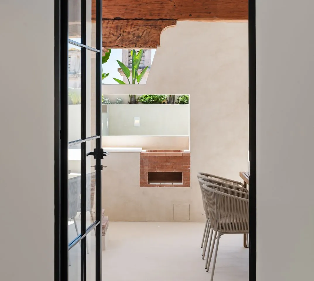 37eda55e-f9ea-4d3e-af34-7ff2f9af919f