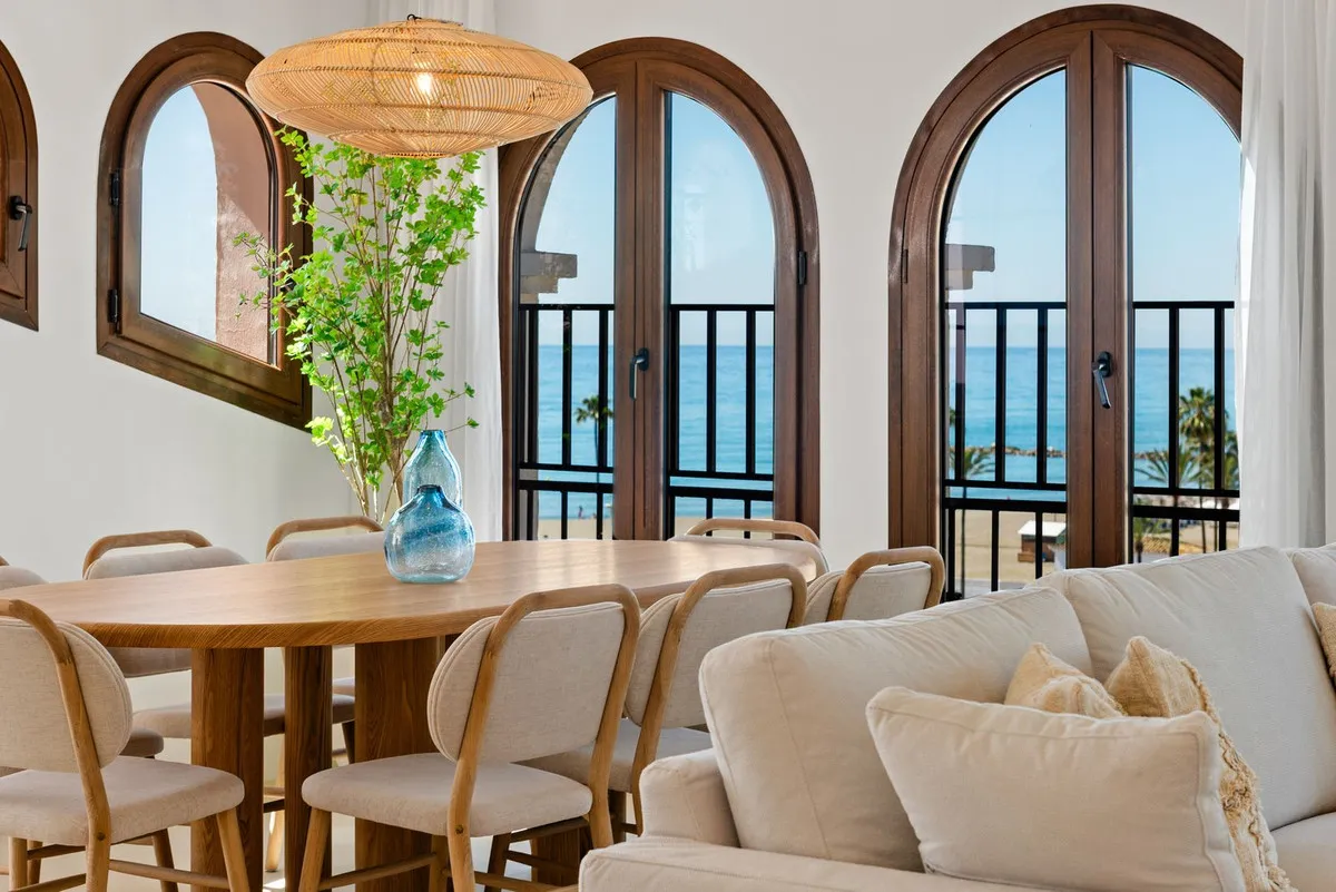 3d7ee4e2-9a82-4a39-b1b6-73e07ac9c791